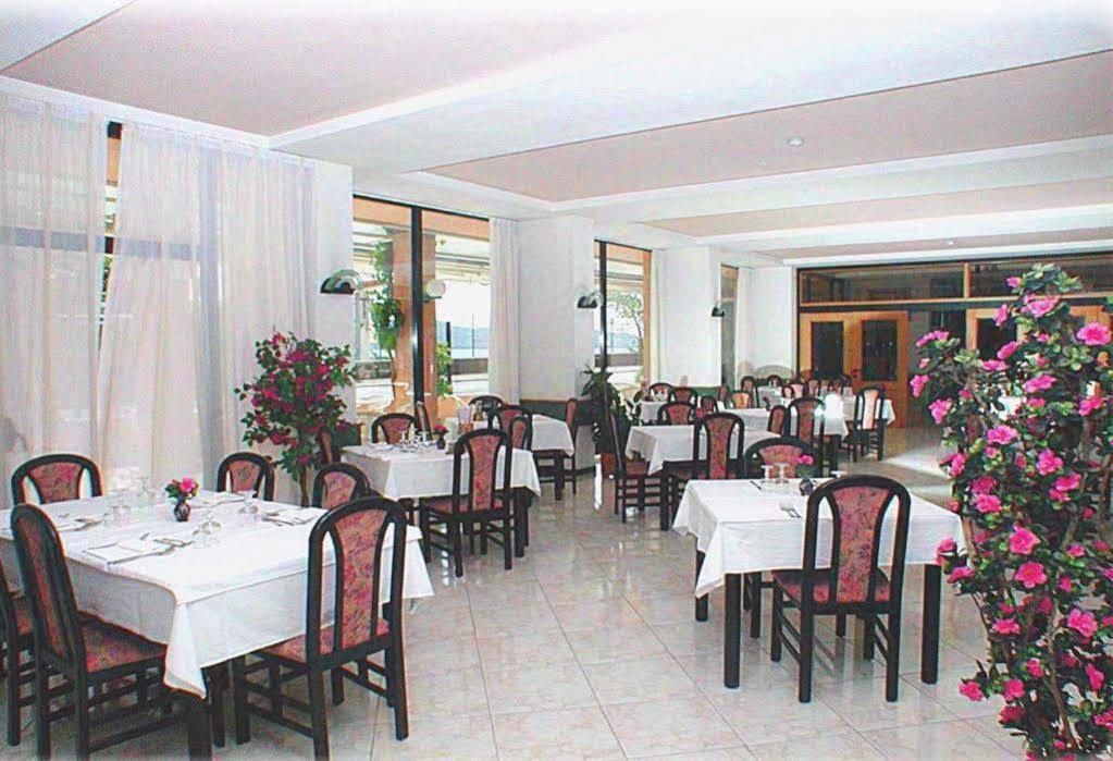 Hotel Lido Gargnano Exteriör bild